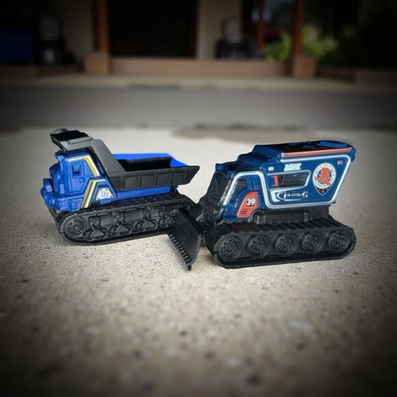 Matchbox MBX Construction Blue Trail Tipper Track Truck Blizzard Buster Diecast - Picture 5 of 6